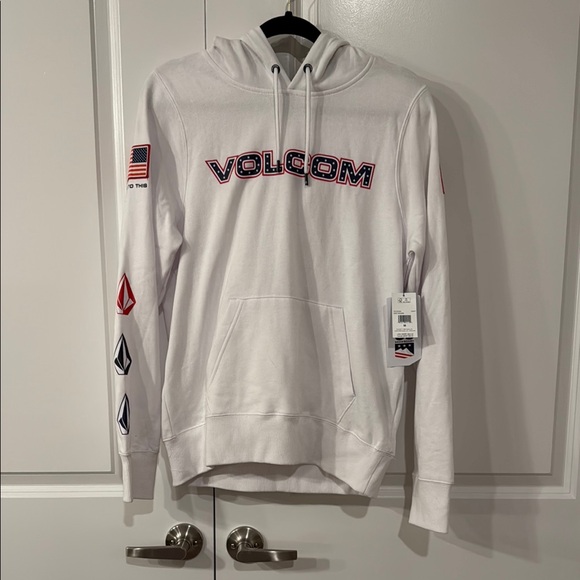 Volcom womeen's White Hoodie Sweater size M - Picture 1 of 15